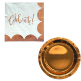 KIT PLATOS COBRE, SERVILLETAS FRASE "CELEBRATE"